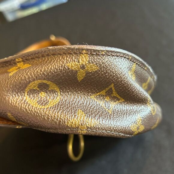 Louis Vuitton St Cloud Vintage Brown Monogram Crossbody Bag Authentic - Picture 3 of 10